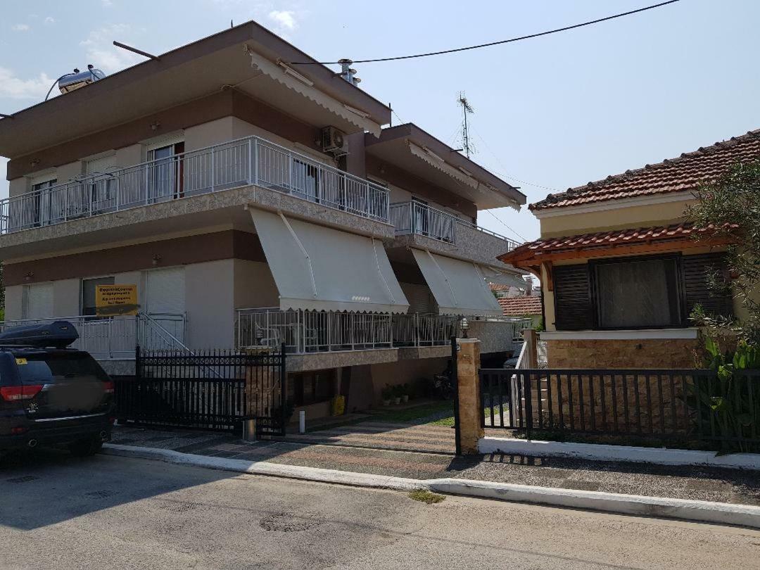 Dimitris Apartments Nea Plagia Exteriér fotografie