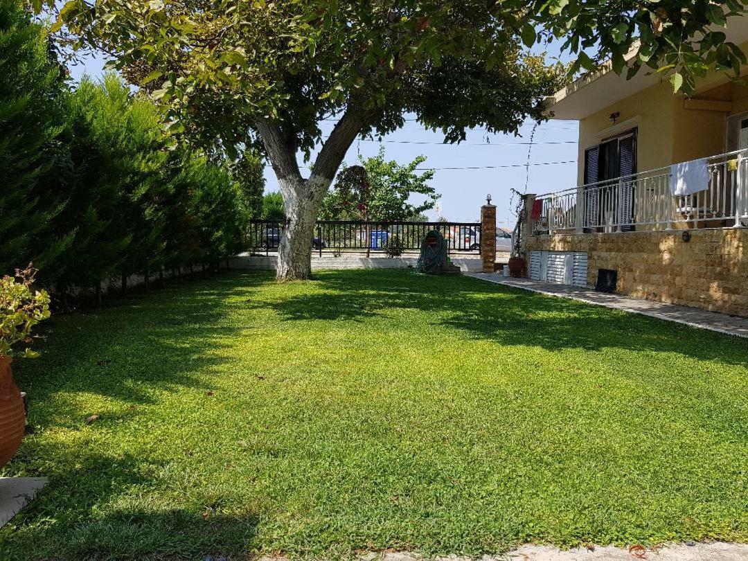 Dimitris Apartments Nea Plagia Exteriér fotografie